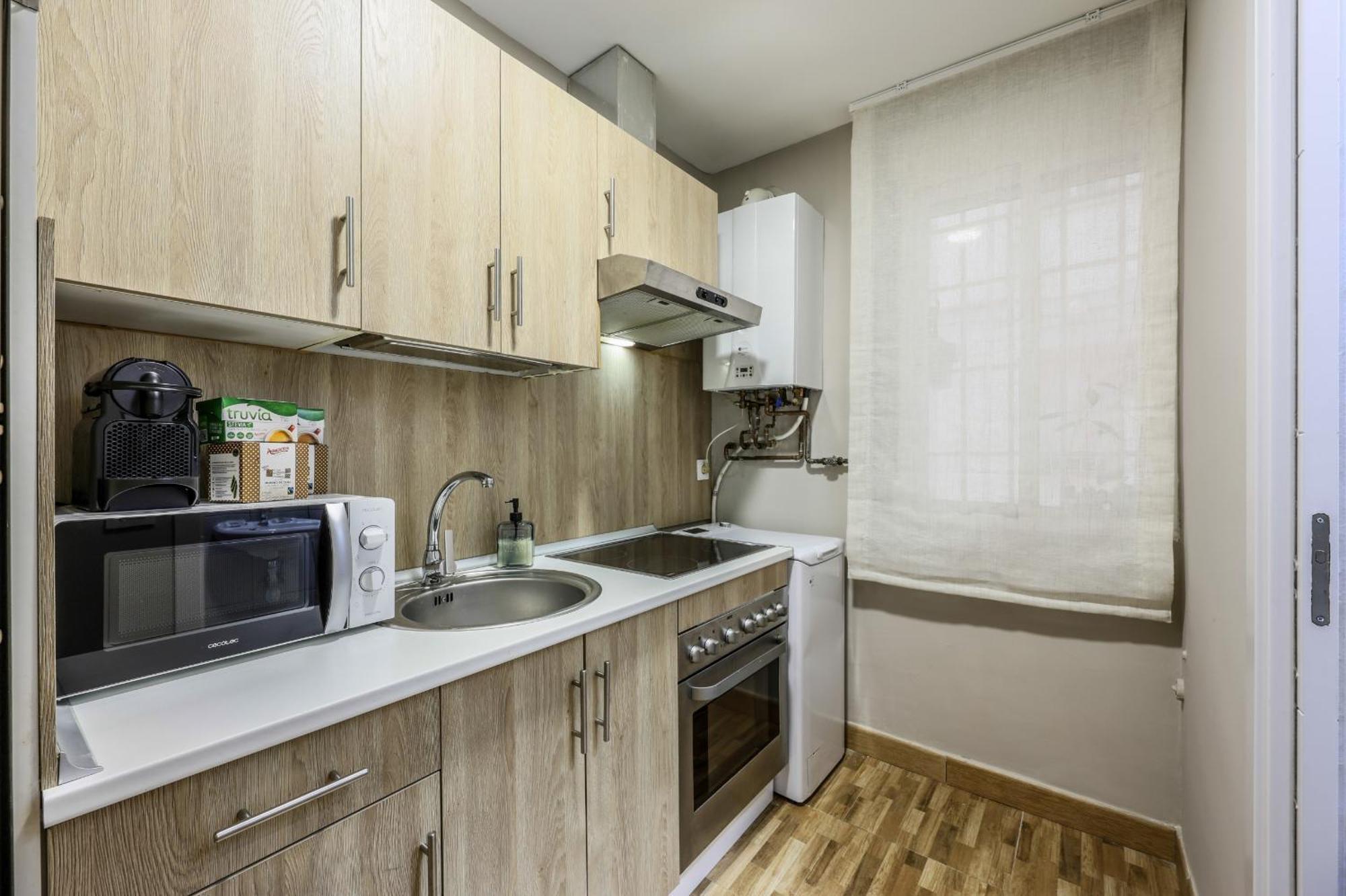 Nuevo Apartamento Funcional En Chamberi Madrid Eksteriør billede