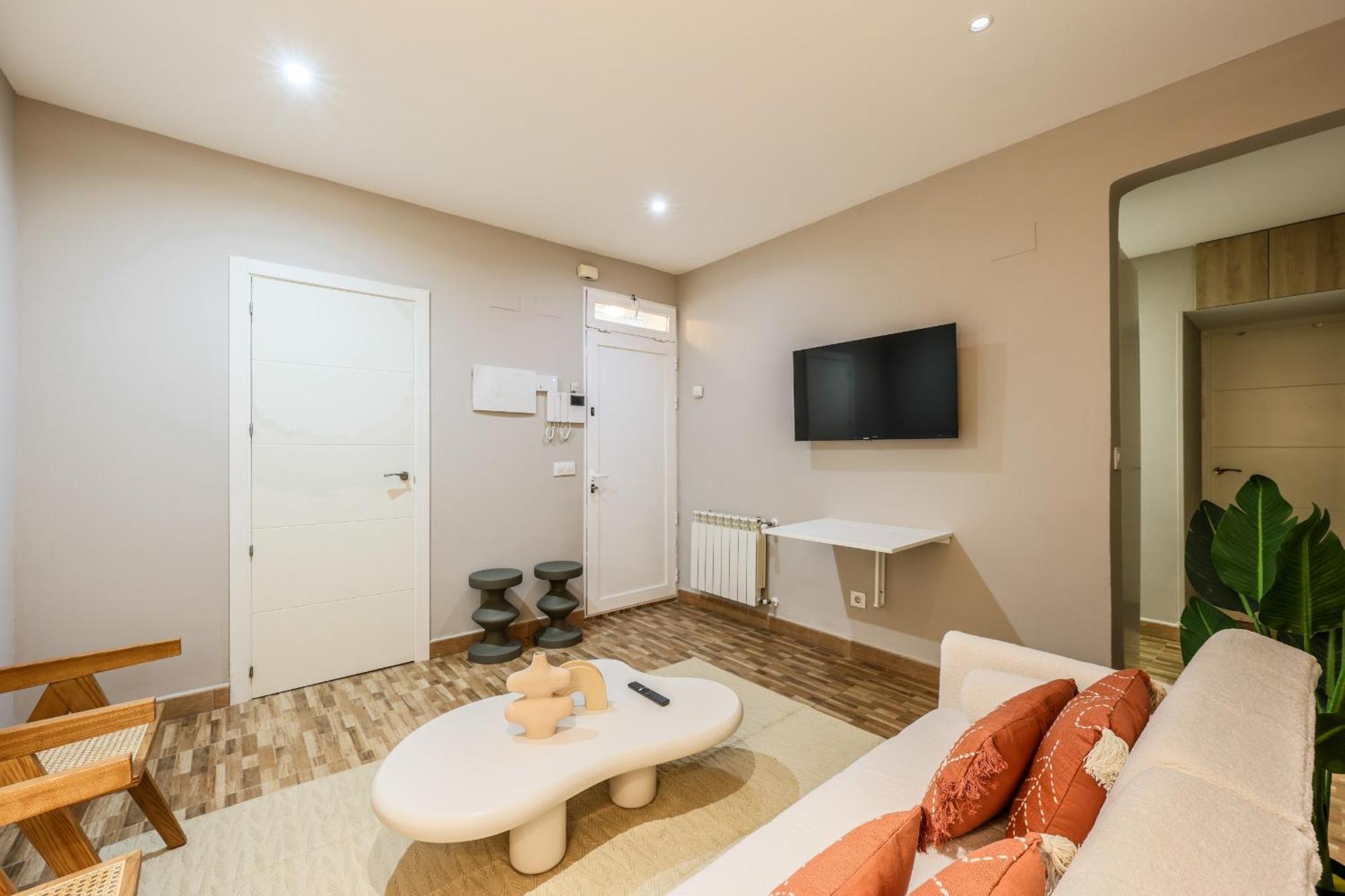 Nuevo Apartamento Funcional En Chamberi Madrid Eksteriør billede